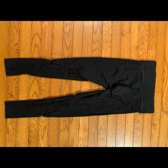 Perfect yoga leggings - Picture 6 of 8